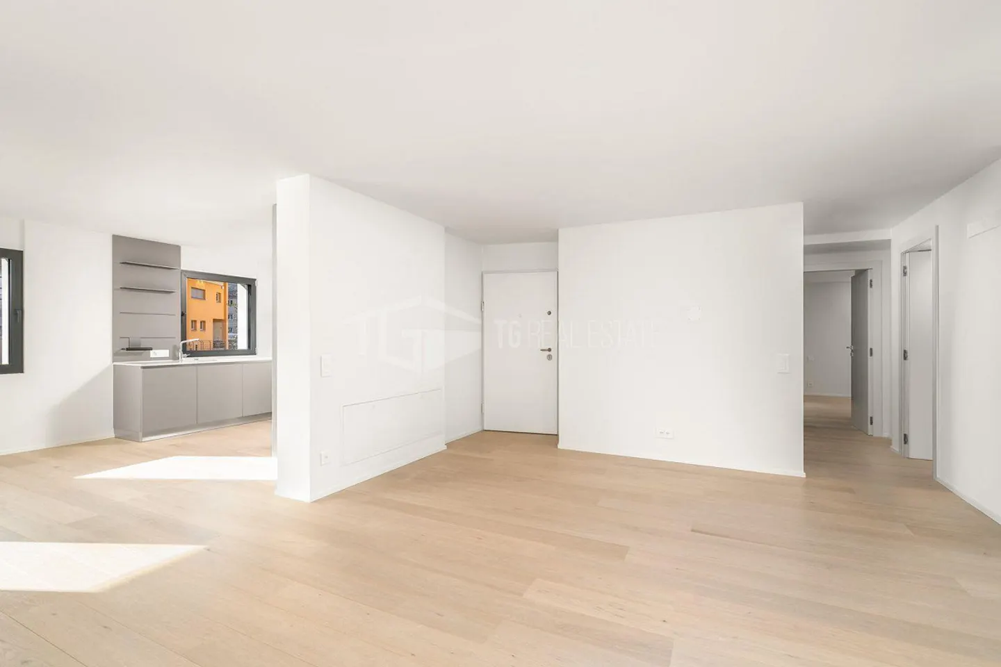 BRIGHT 4.5 ROOMS WITH GARDEN - Photo 6 of 18