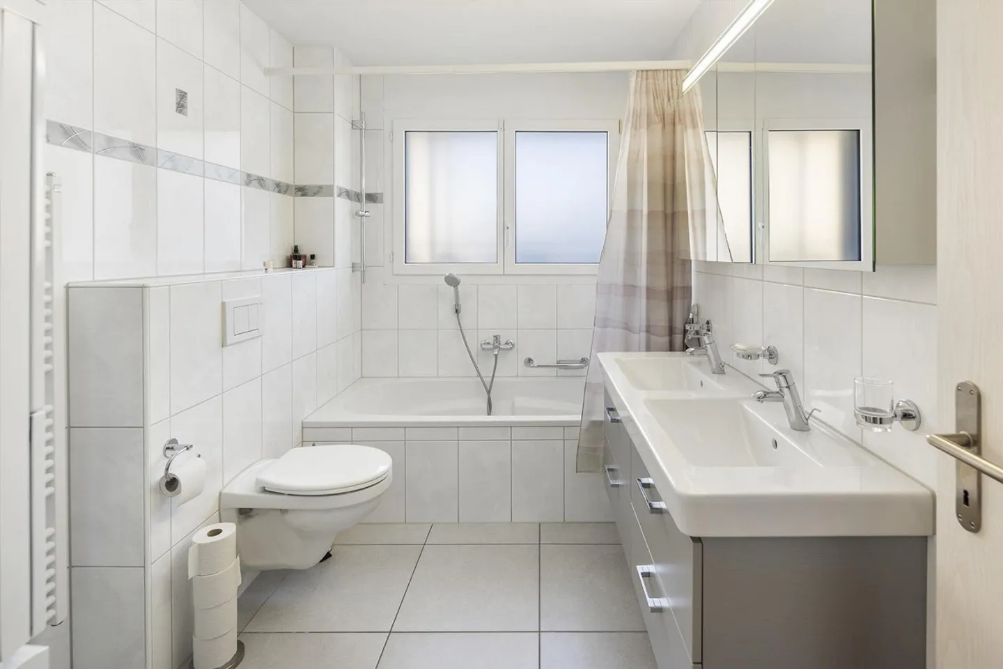 Modern Family Apartment with Dream Garden Oasis - Photo 10 of 13