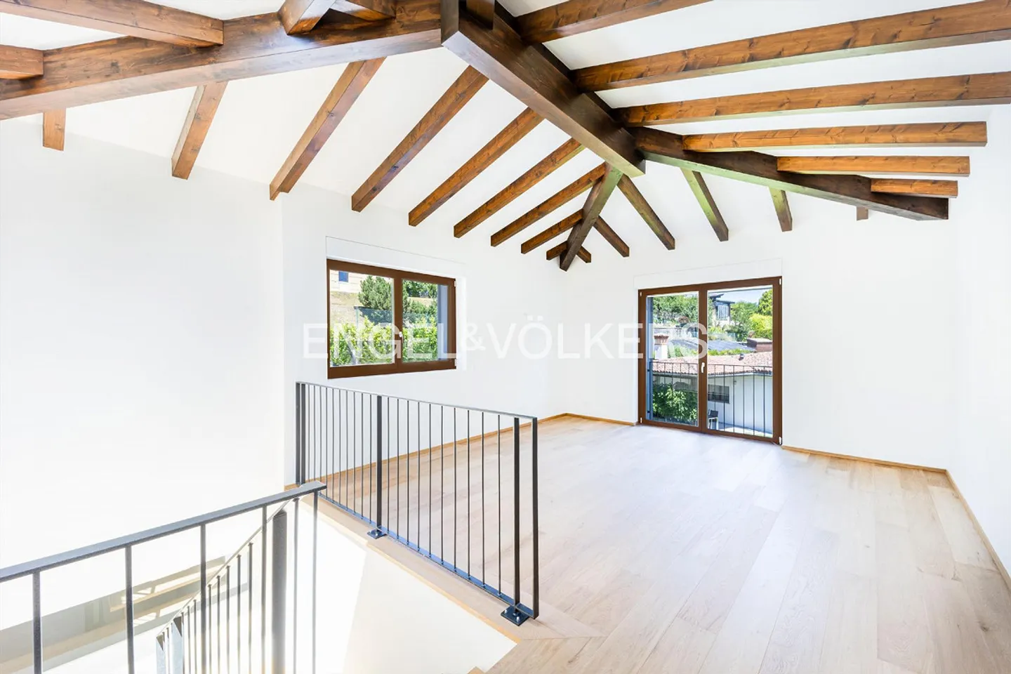 Villa ristrutturata con splendidi spazi esterni - Foto 10 di 13