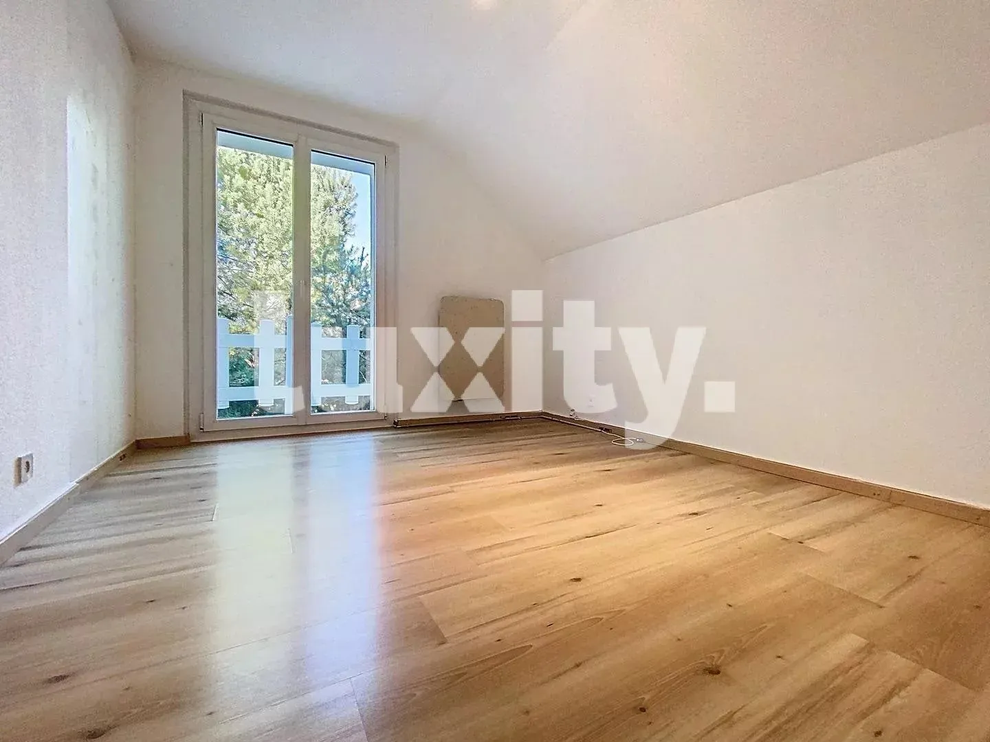 Elegante Villa mit privatem Studio - Foto 6 von 7