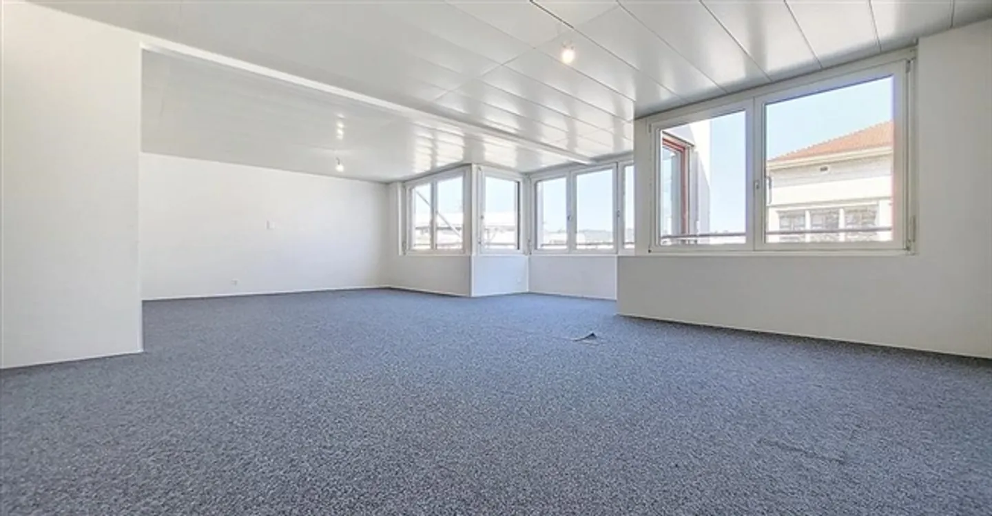 Bureau spacieux à Bussigny - Photo 4 sur 6