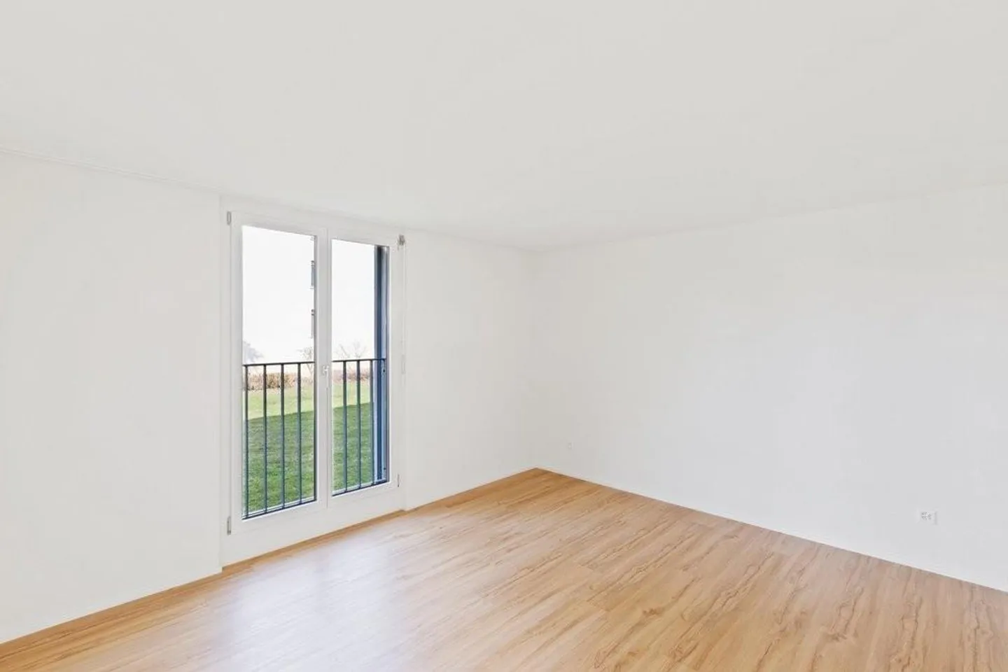 Here awaits your new home! - Photo 8 of 12