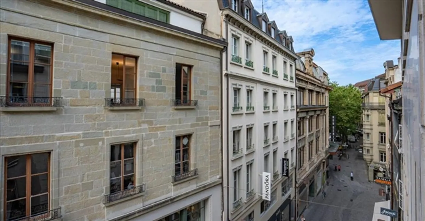 «Bureau» - Foto 10 von 14