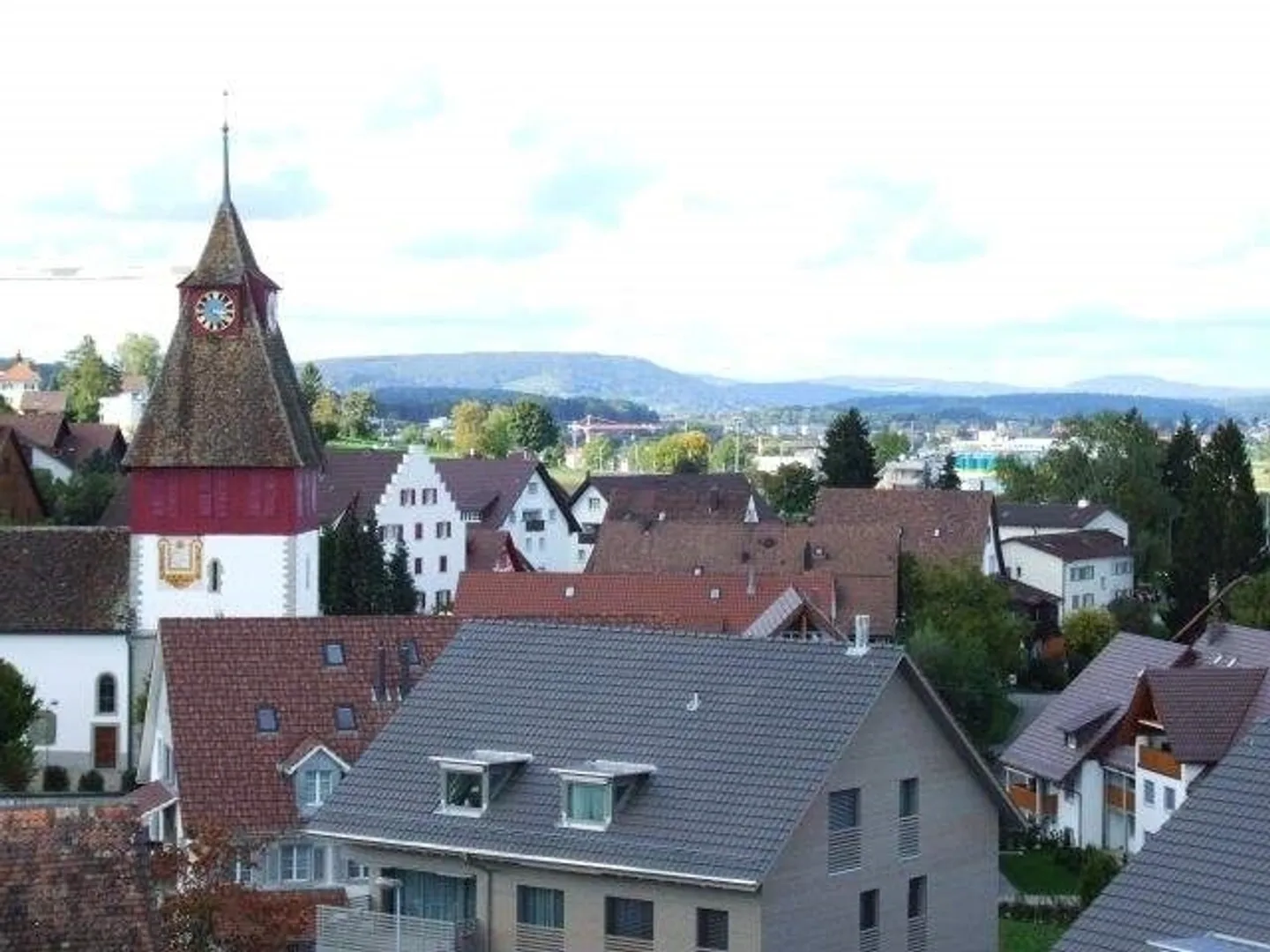 First rental 5.5 room attic in the village center - Photo 7 of 7