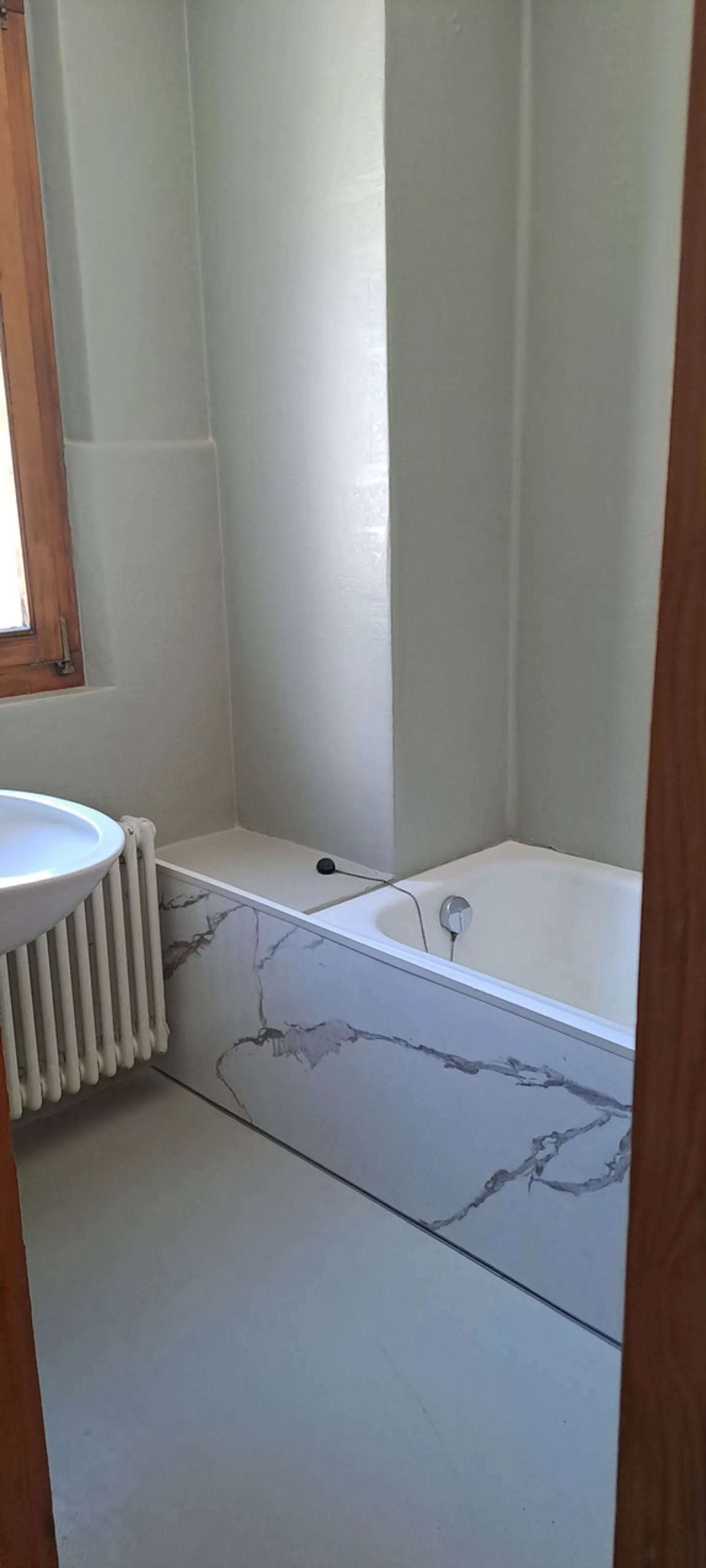 Charming Studio in Charrat - Photo 5 of 8