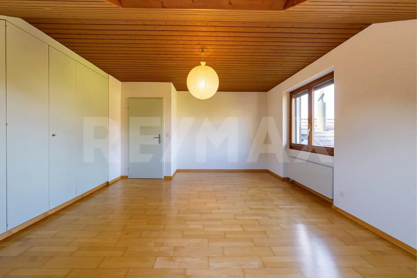Appartement 3 pièces confortable et calme dans une maison individuelle - Photo 7 sur 13