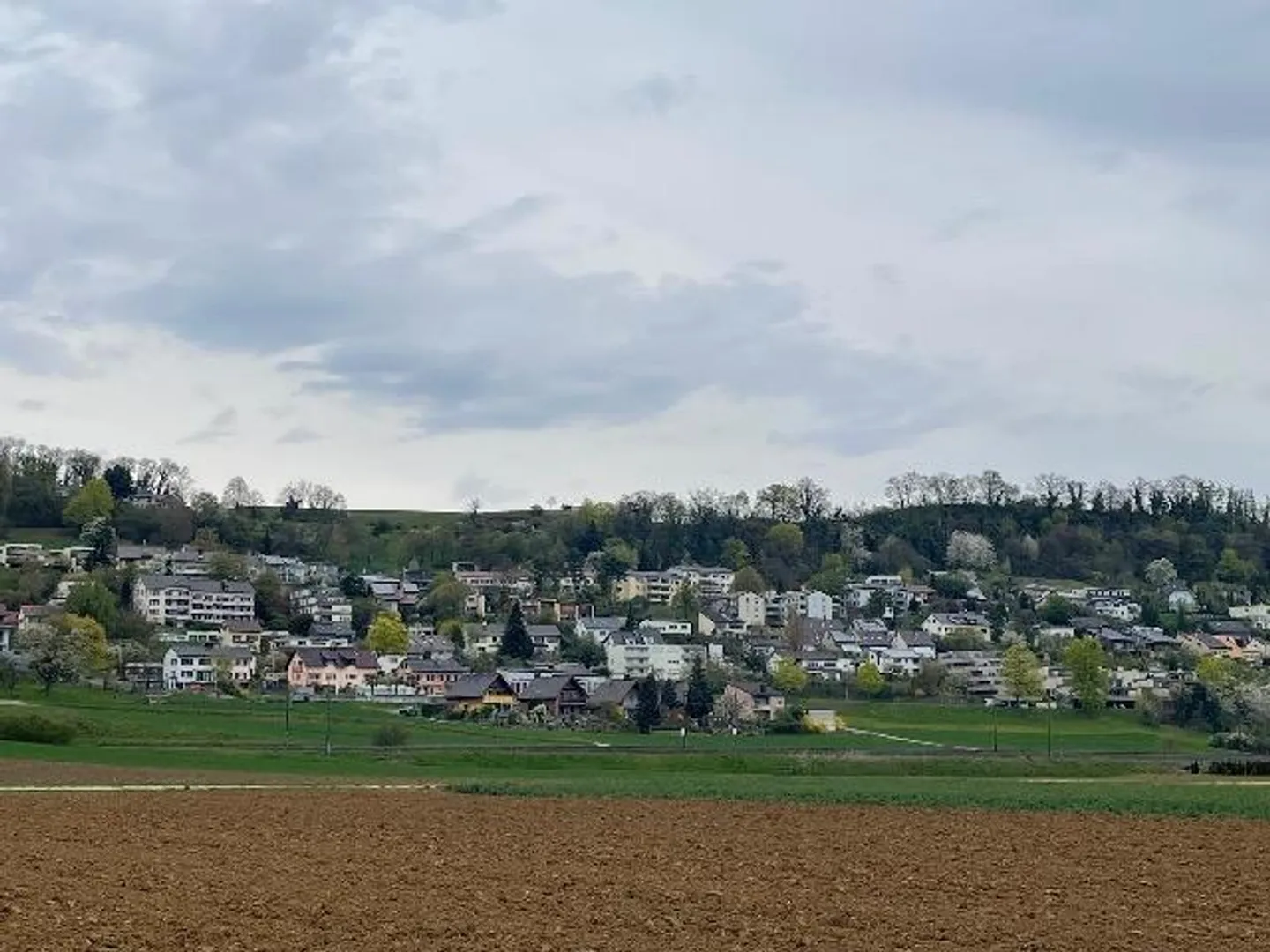House in Thayngen with beautiful views and garden - Photo 1 of 28