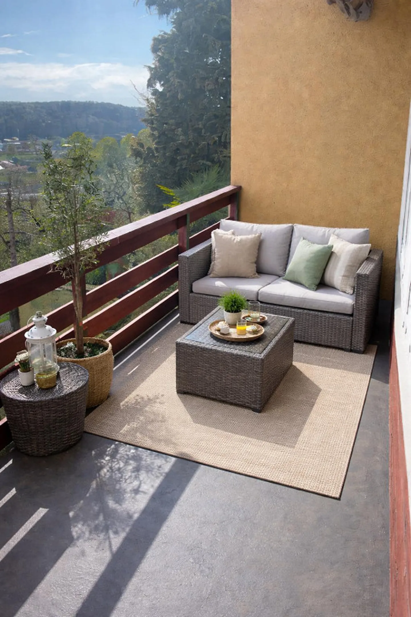 House in Thayngen with beautiful views and garden - Photo 7 of 28