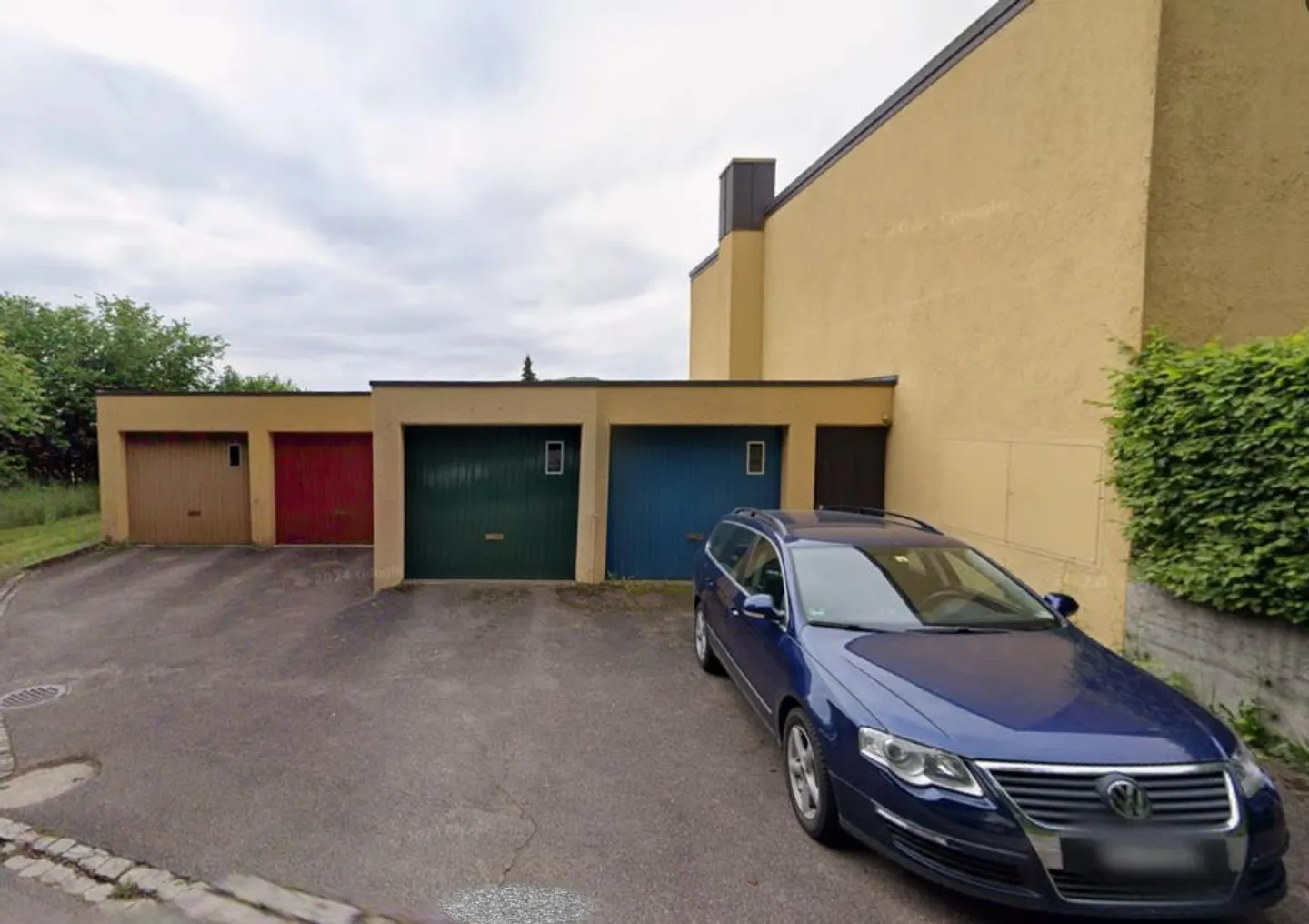 House in Thayngen with beautiful views and garden - Photo 9 of 28