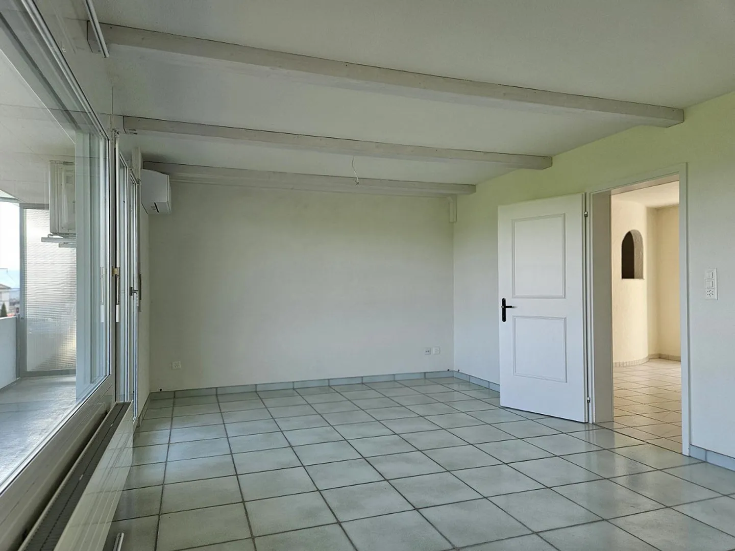 Helle, sehr komfortable, zentral gelegene 6.5-Zi Maisonette Wohnung - Foto 5 von 25