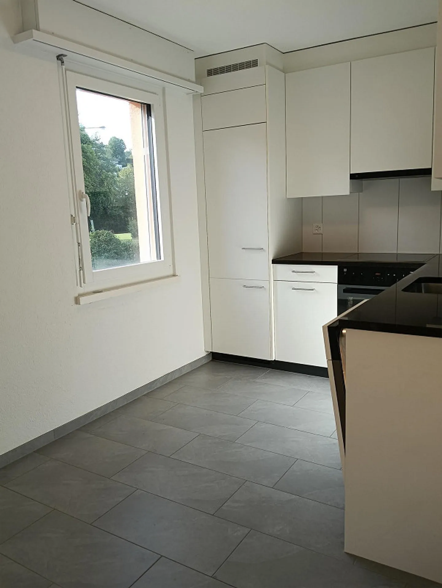 Charmante Wohnung mit Seesicht - Foto 5 von 13
