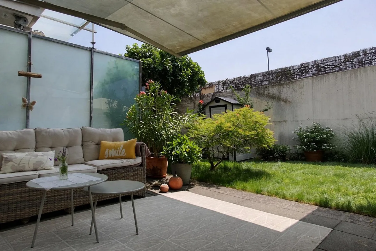 Modernes Familienhaus mit Garten - Foto 4 von 17