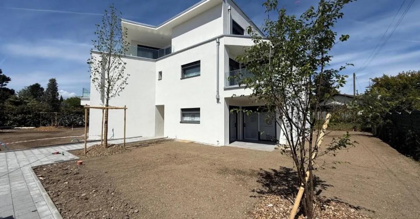 Lot D : Appartement de quatre pièces - Premier étage - Photo 1 sur 12