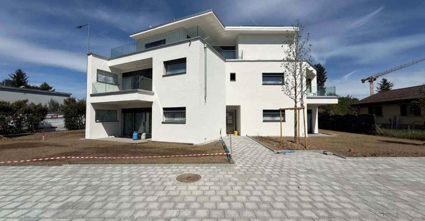 Lot D : Appartement de quatre pièces - Premier étage - Photo 2 sur 12