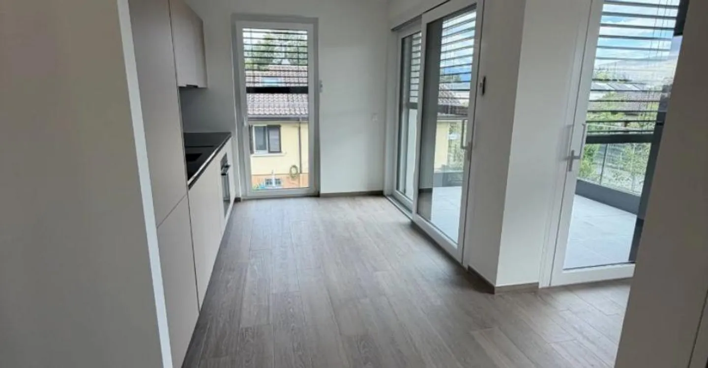 Lot D : Appartement de quatre pièces - Premier étage - Photo 5 sur 12