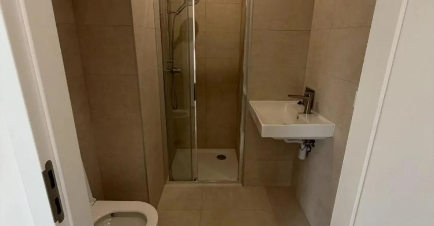 Lot D : Appartement de quatre pièces - Premier étage - Photo 8 sur 12