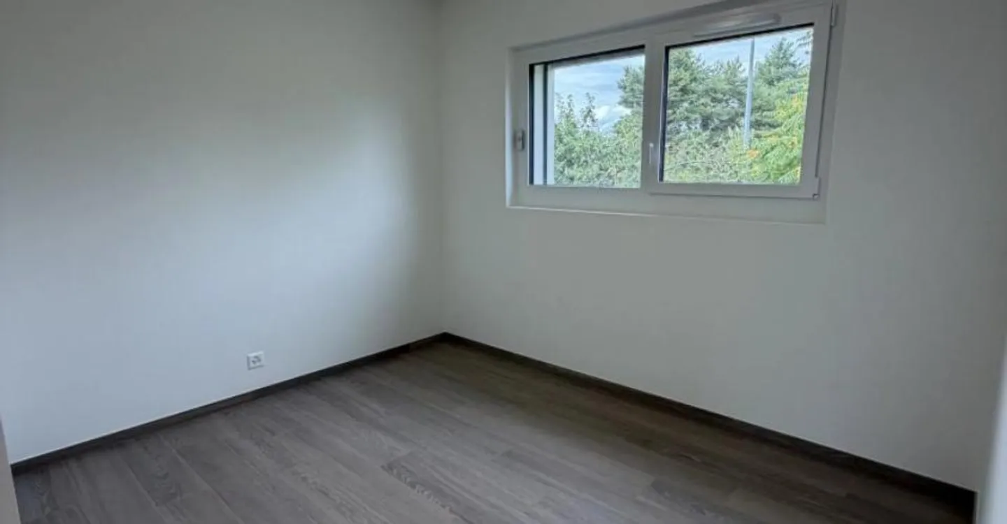 Lot D : Appartement de quatre pièces - Premier étage - Photo 10 sur 12