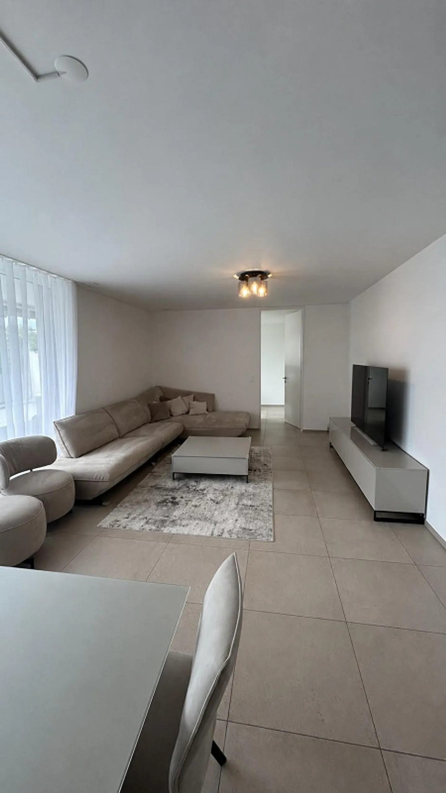 Moderne Attikawohnung mit Terrasse - Foto 2 von 10