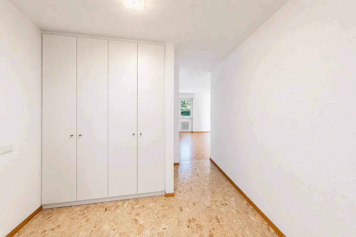Komfort und Ruhe: prächtige Wohnlösung in der Nähe des Zentrums - Foto 11 von 11