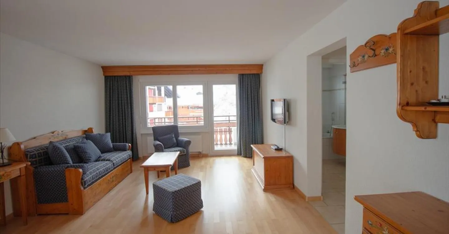 Cozy 1.5 Room Apartment - Photo 5 of 11