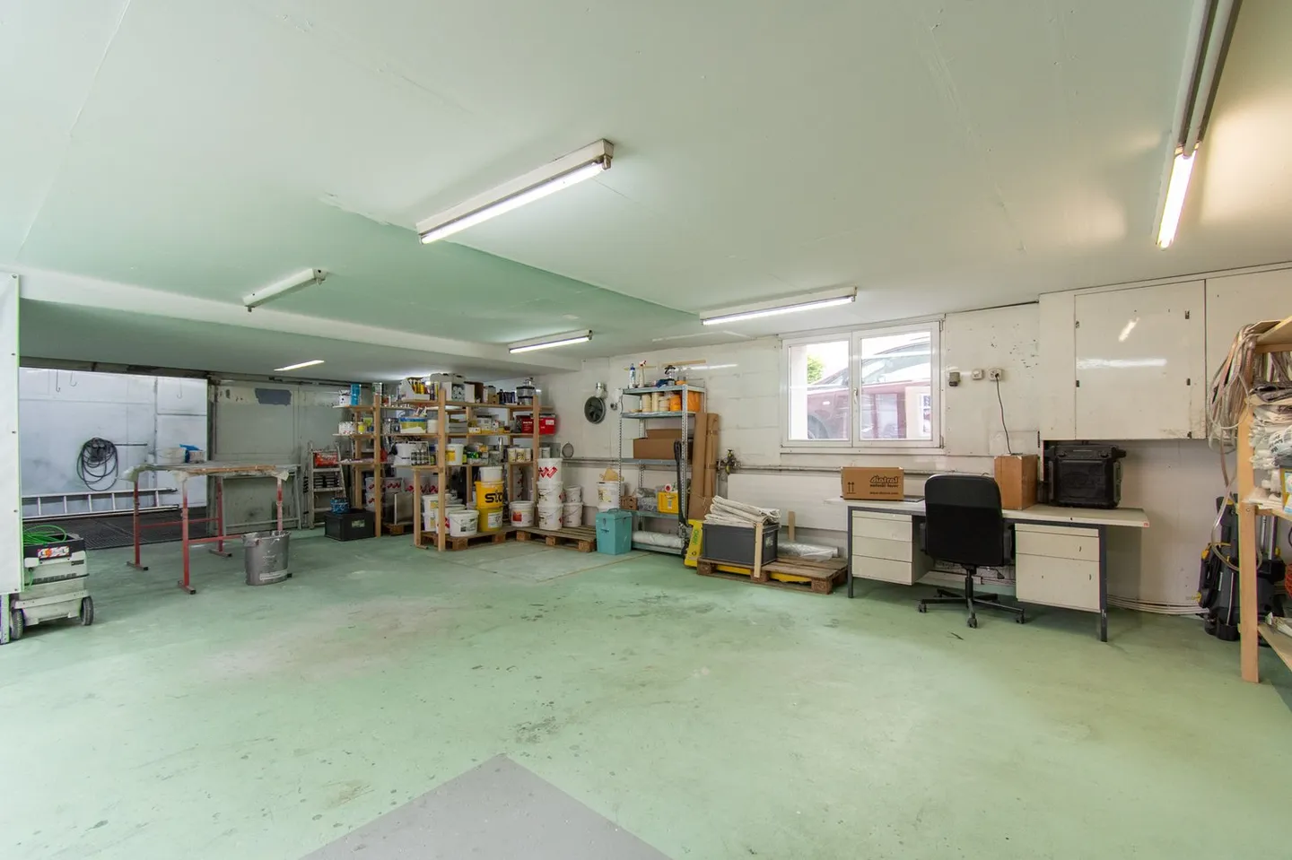 Gewerberaum/Werkstatt/Atelier an zentraler Lage - Photo 4 of 12
