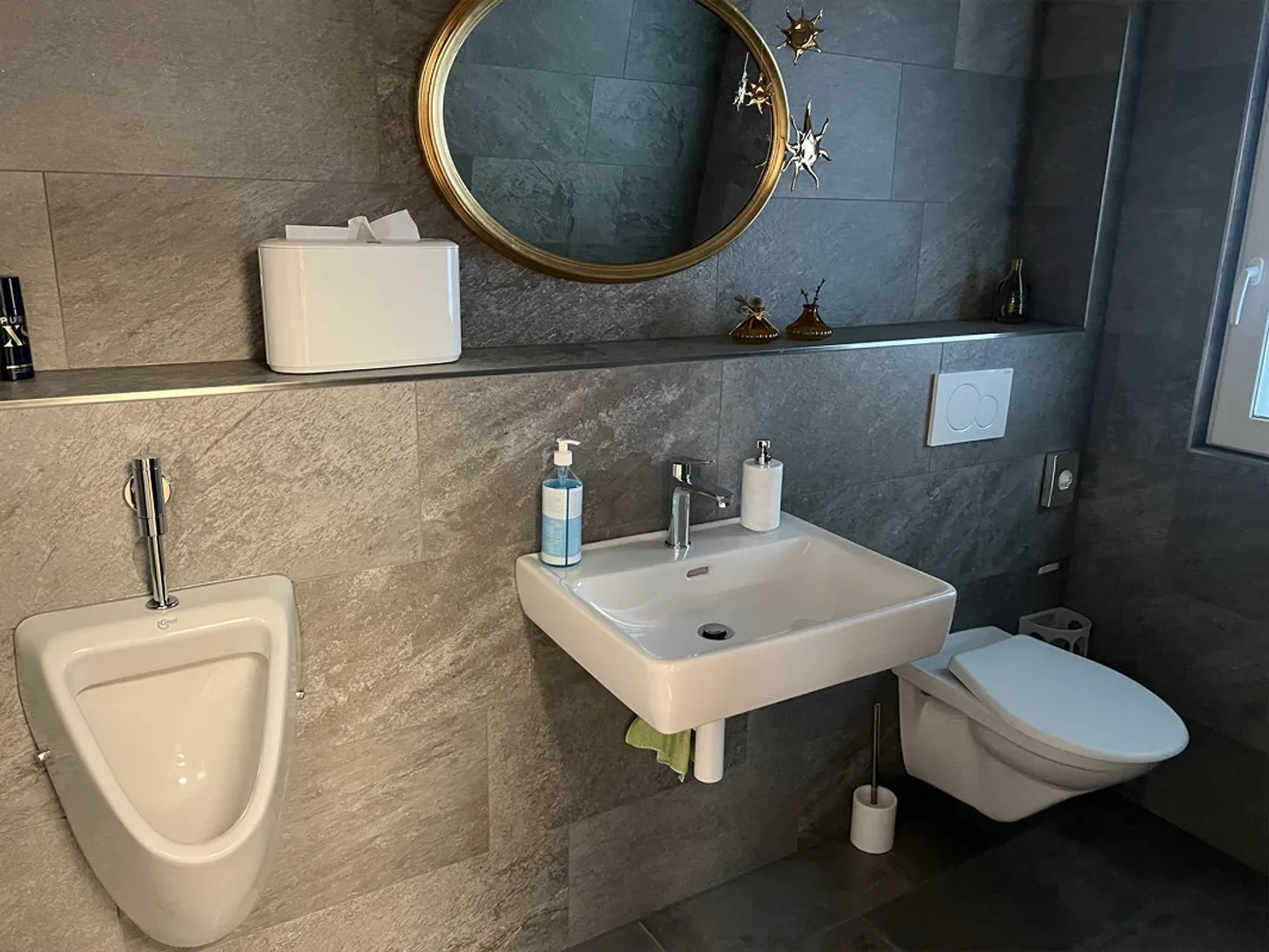 Vielseitig nutzbare Räumlichkeiten im "Haus Pegasus" - Foto 6 von 11