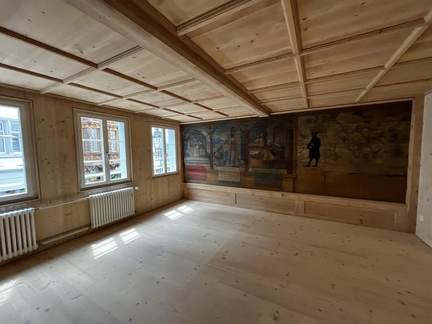 Disponible maintenant : Appartement historique de 2,5 pièces rénové moderne avec terrasse - Photo 11 sur 15