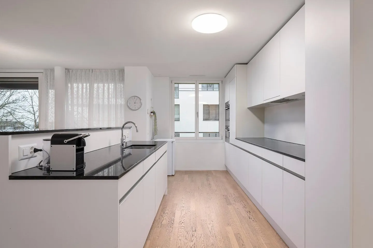 Eleganza Stile in una Posizione Tranquilla - Foto 3 di 6