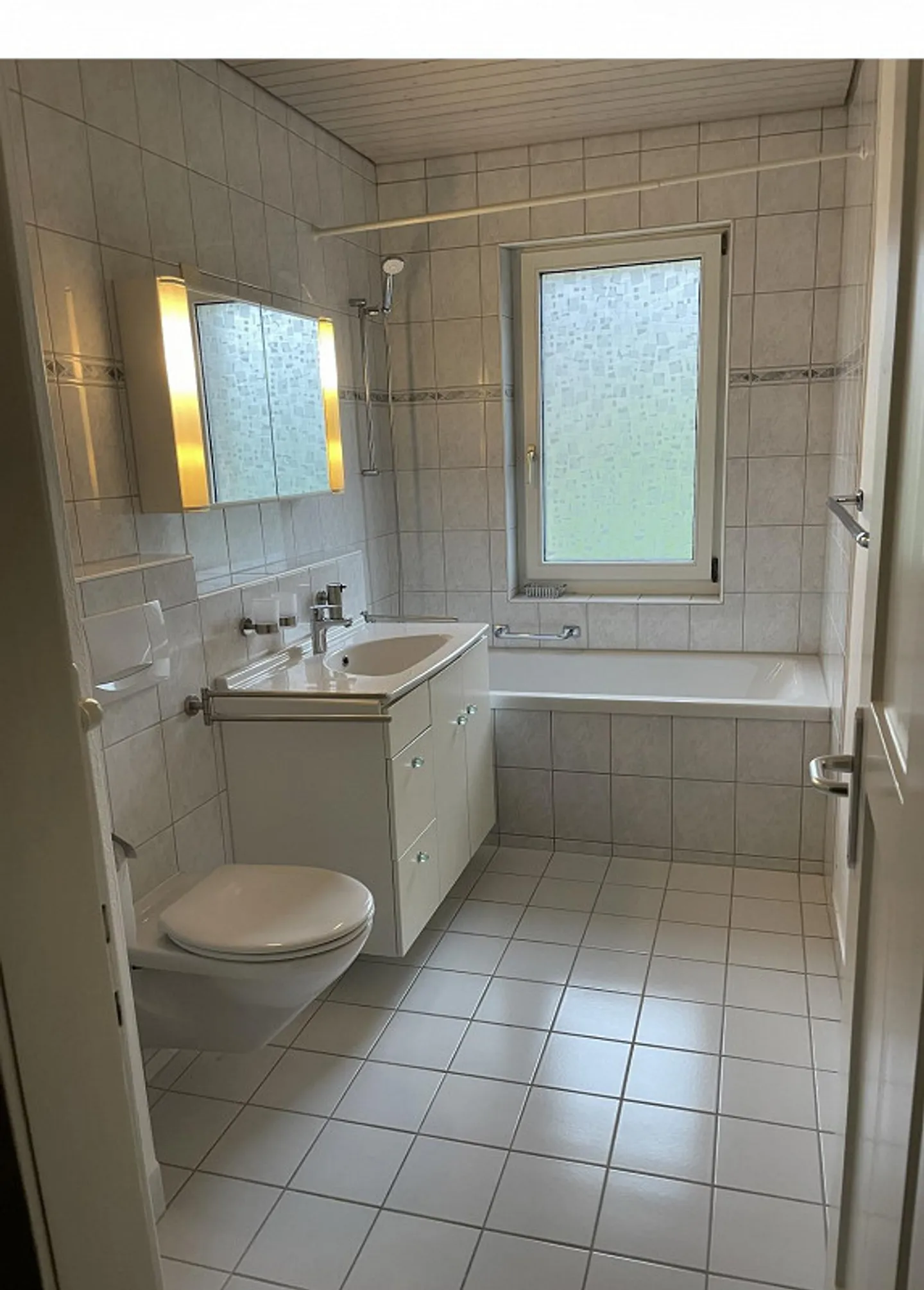 Charmante maisonette de 5,5 pièces, dans un endroit calme du quartier populaire de Breite à Schaffhouse - Photo 5 sur 23