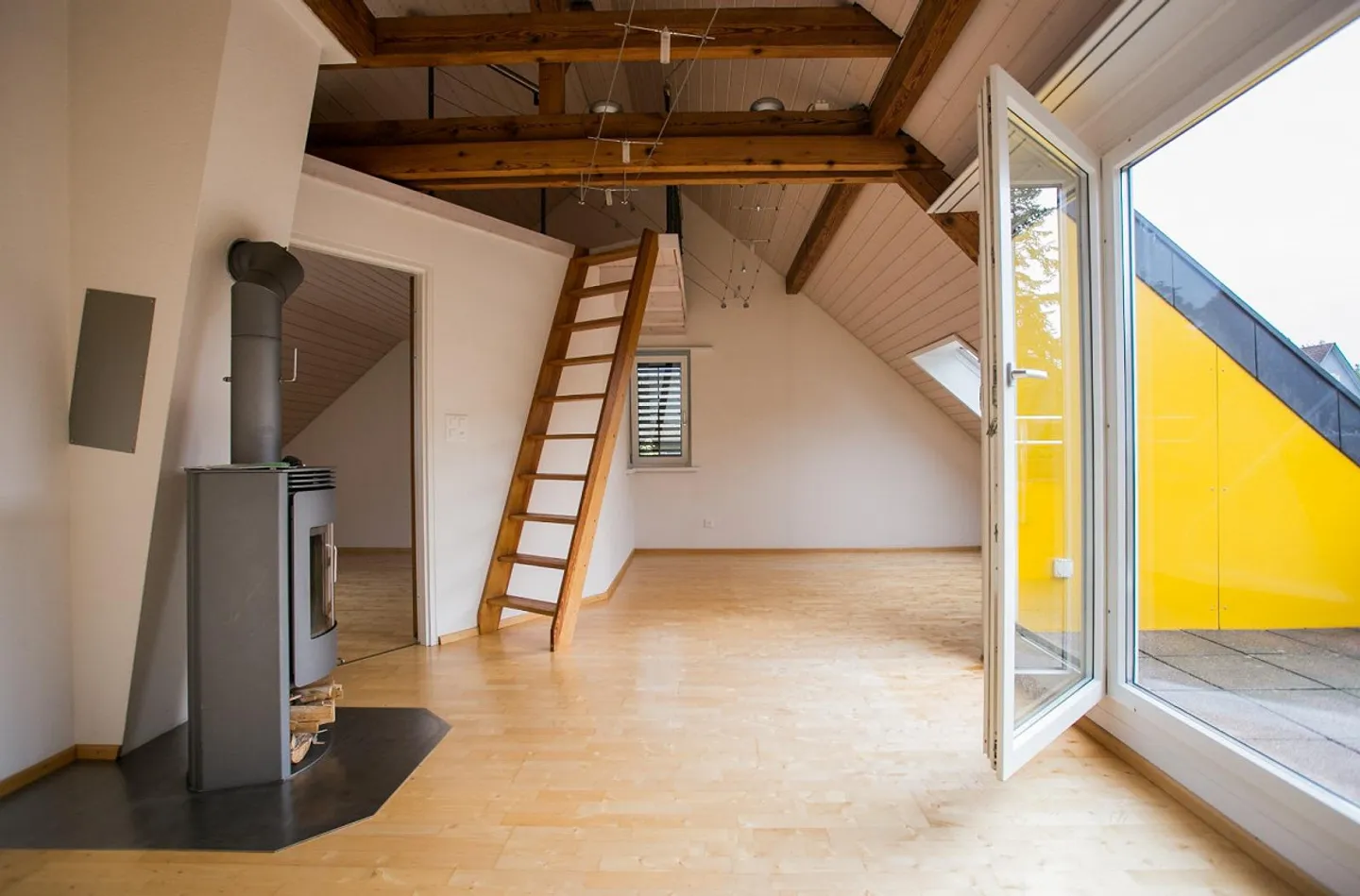 Charmante maisonette de 5,5 pièces, dans un endroit calme du quartier populaire de Breite à Schaffhouse - Photo 12 sur 23