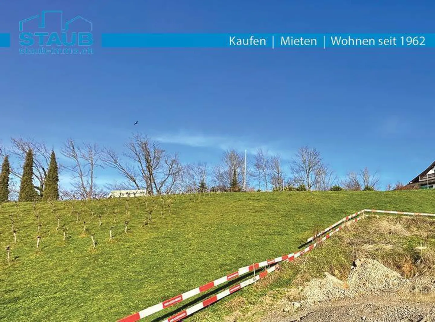 Privileged hillside location with panoramic view - Photo 1 of 2