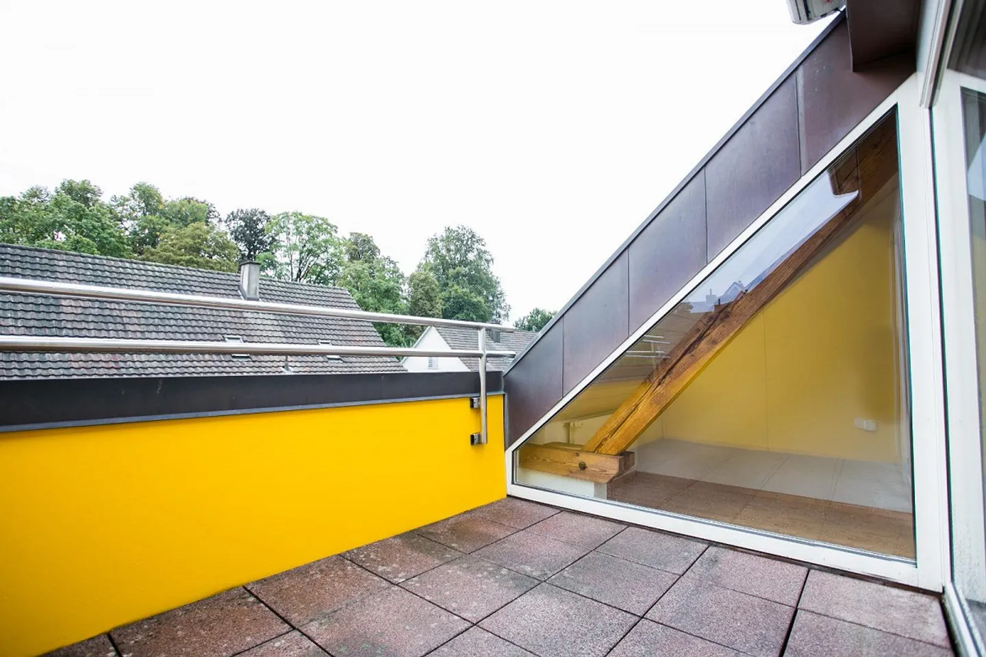 Charmante maisonette de 5,5 pièces, dans un endroit calme du quartier populaire de Breite à Schaffhouse - Photo 16 sur 23