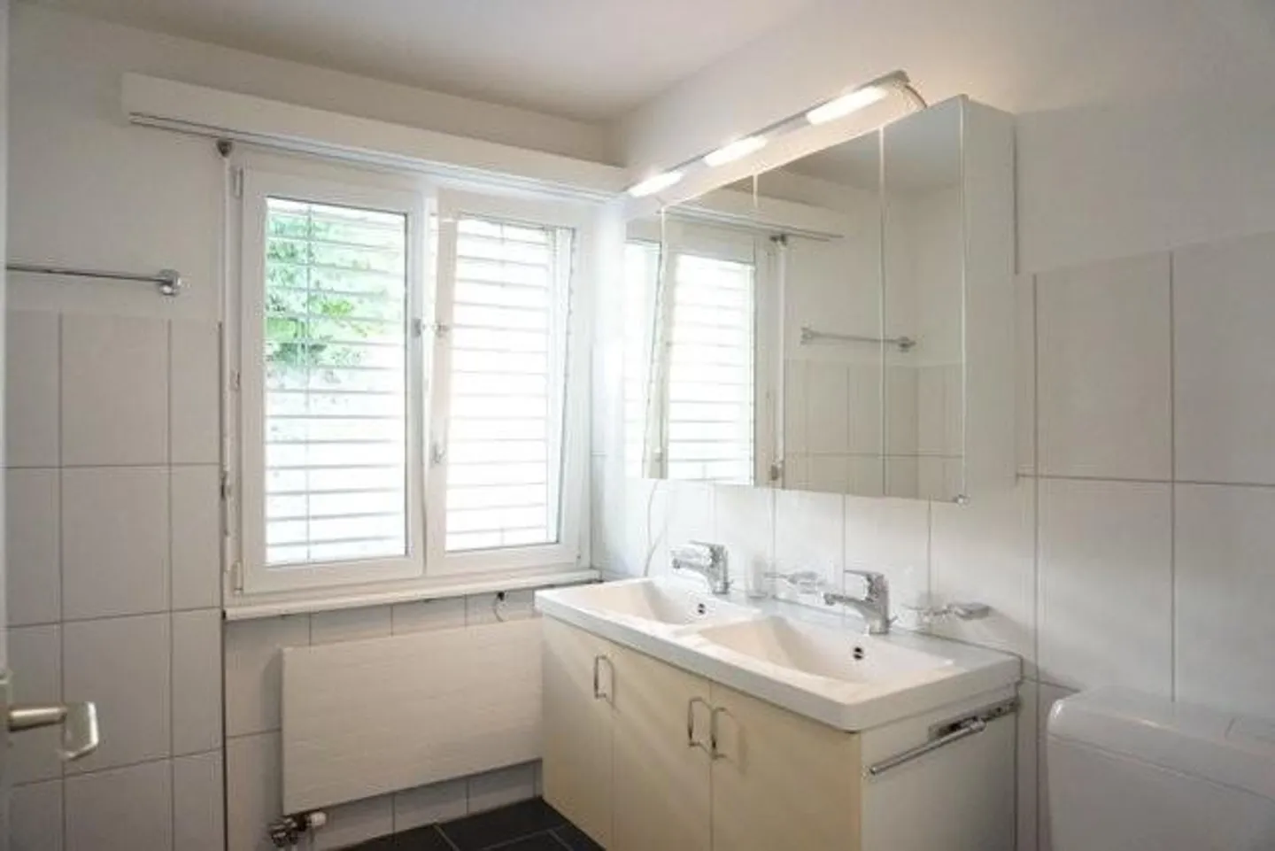 Moderne 4.5 Zimmerwohnung - Foto 10 von 12