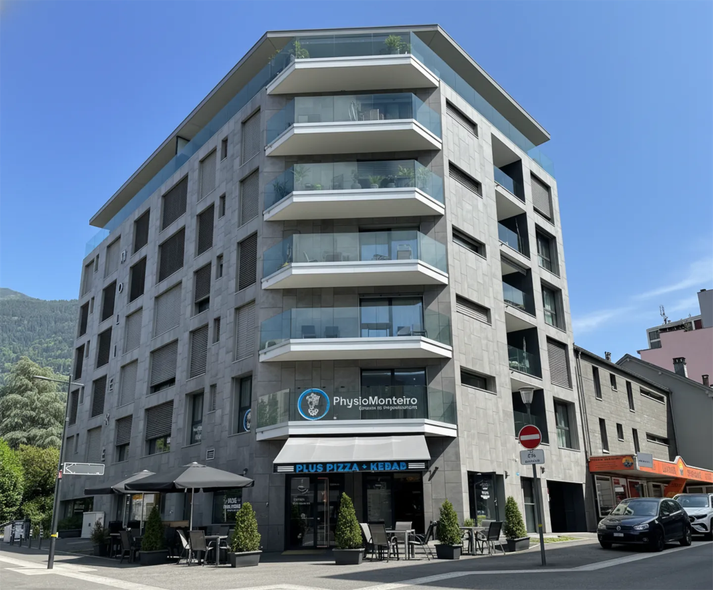 Bureau de 2 pièces au centre de Monthey - Photo 2 sur 3