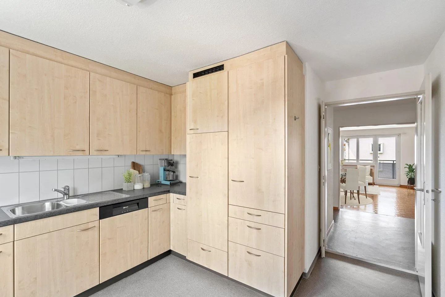 Feel at home! "Rent without deposit" - Photo 5 of 11