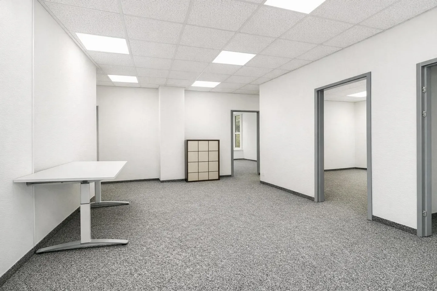 Spazio commerciale attraente - ufficio, produzione e magazzino sotto lo stesso tetto - Foto 6 di 13