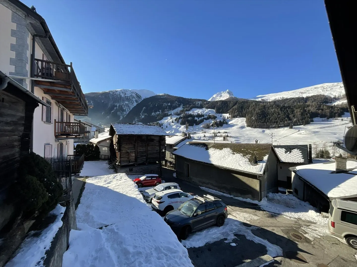 Village house in the charming village of Liddes - Photo 2 of 13