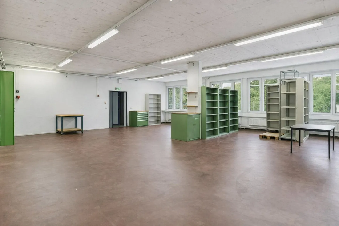 Spazio commerciale attraente - ufficio, produzione e magazzino sotto lo stesso tetto - Foto 10 di 13