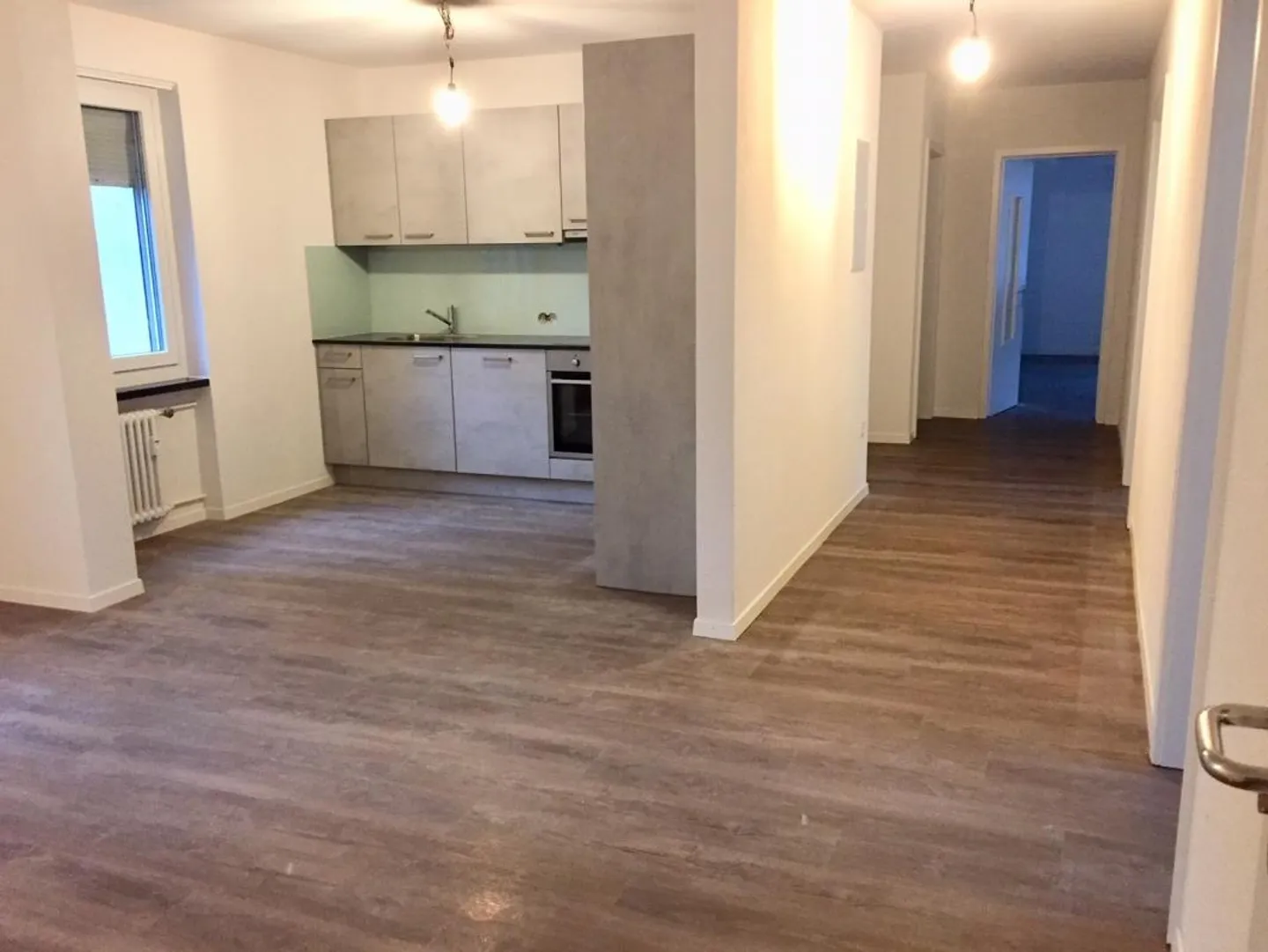 4 1/2-Room Apartment in the Center - Photo 2 of 8