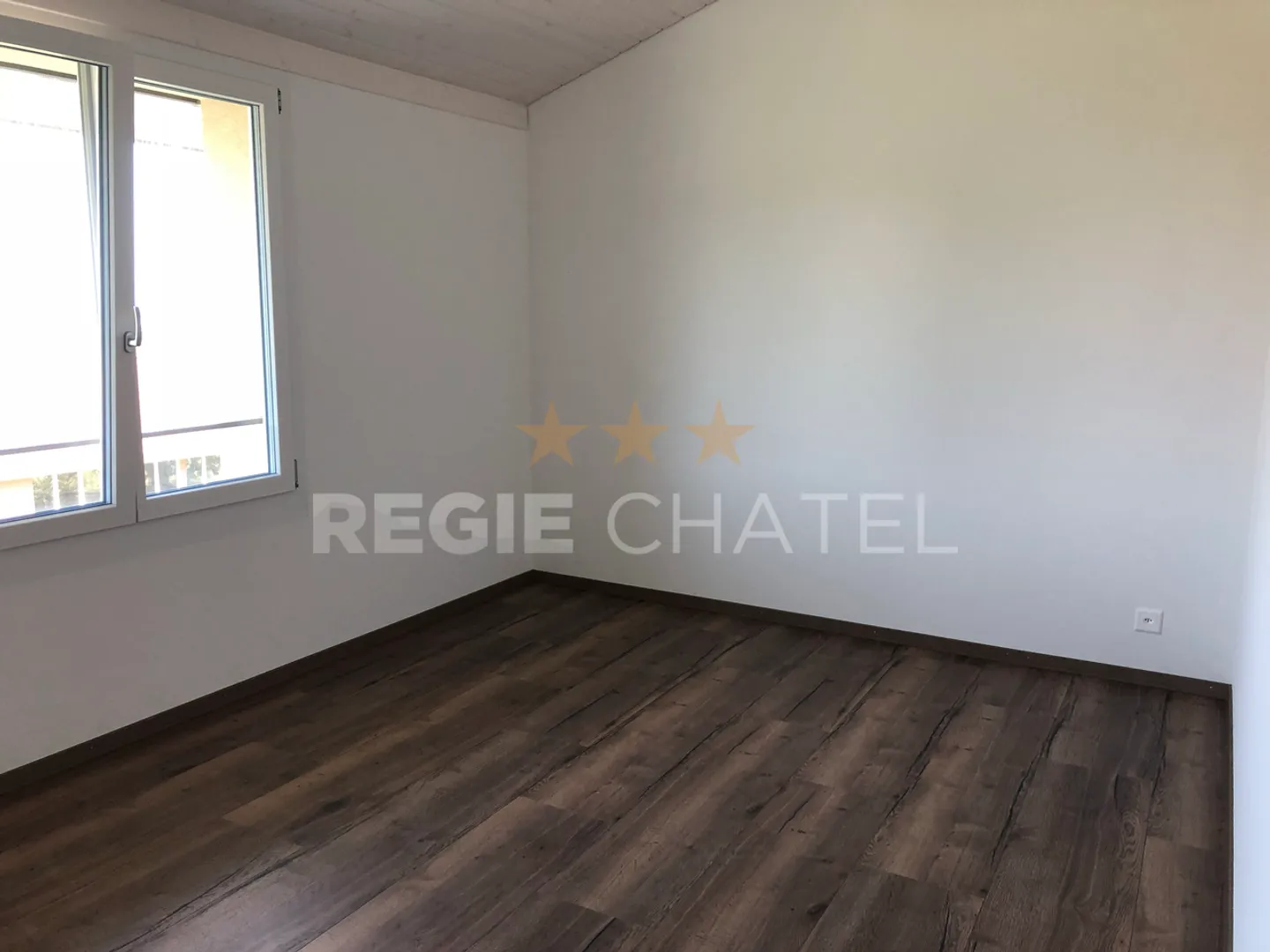 Appartamento 2.5 camere affascinante - Foto 5 di 7