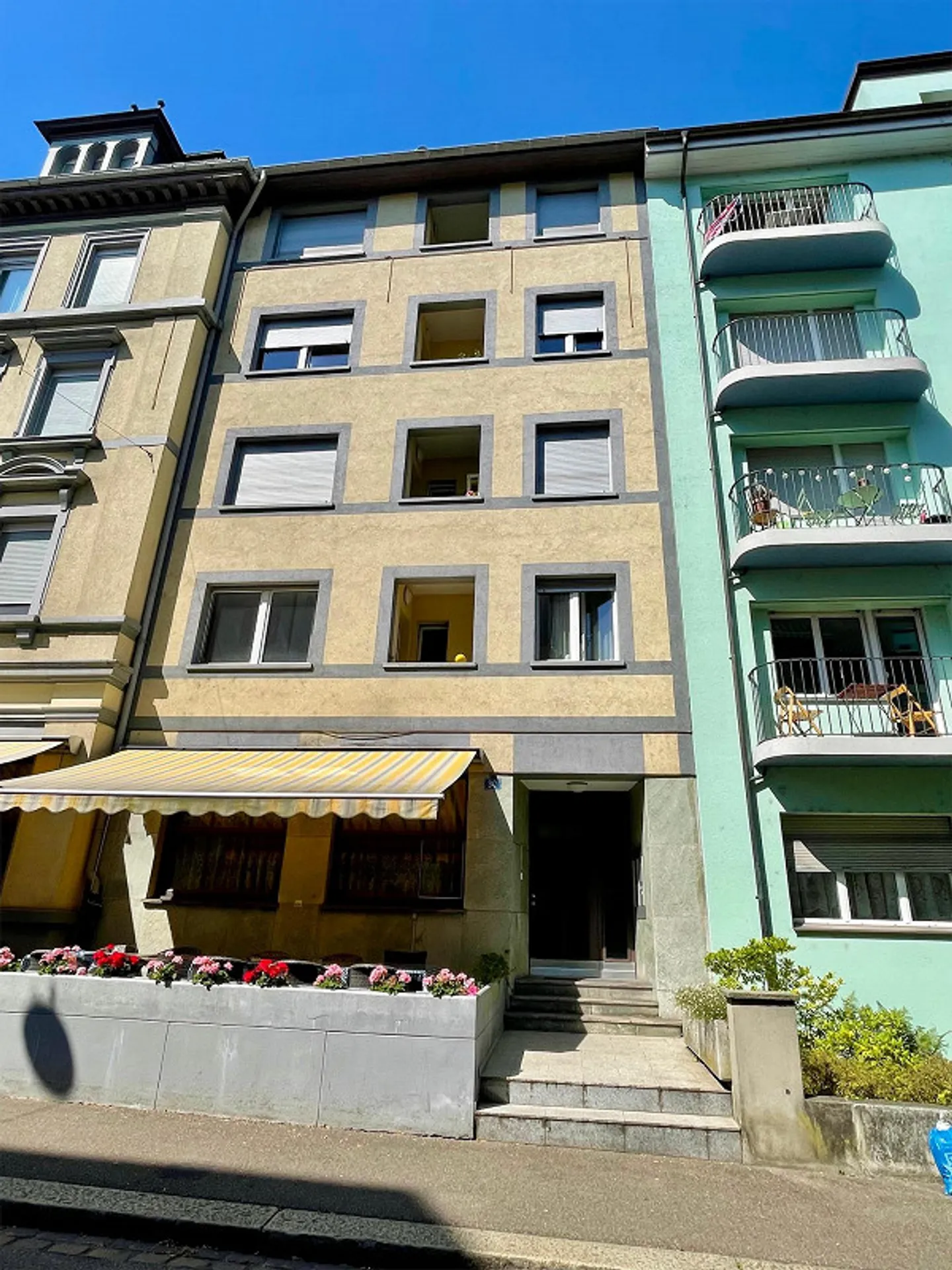 Appartamento arredato di 2,5 stanze nel quartiere Breite - Foto 1 di 8