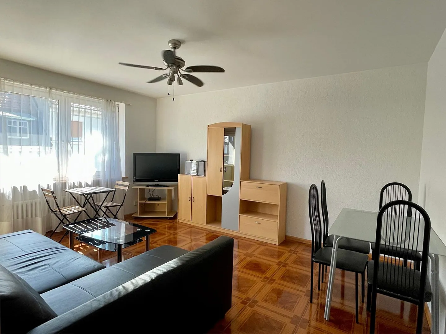 Appartamento arredato di 2,5 stanze nel quartiere Breite - Foto 3 di 8