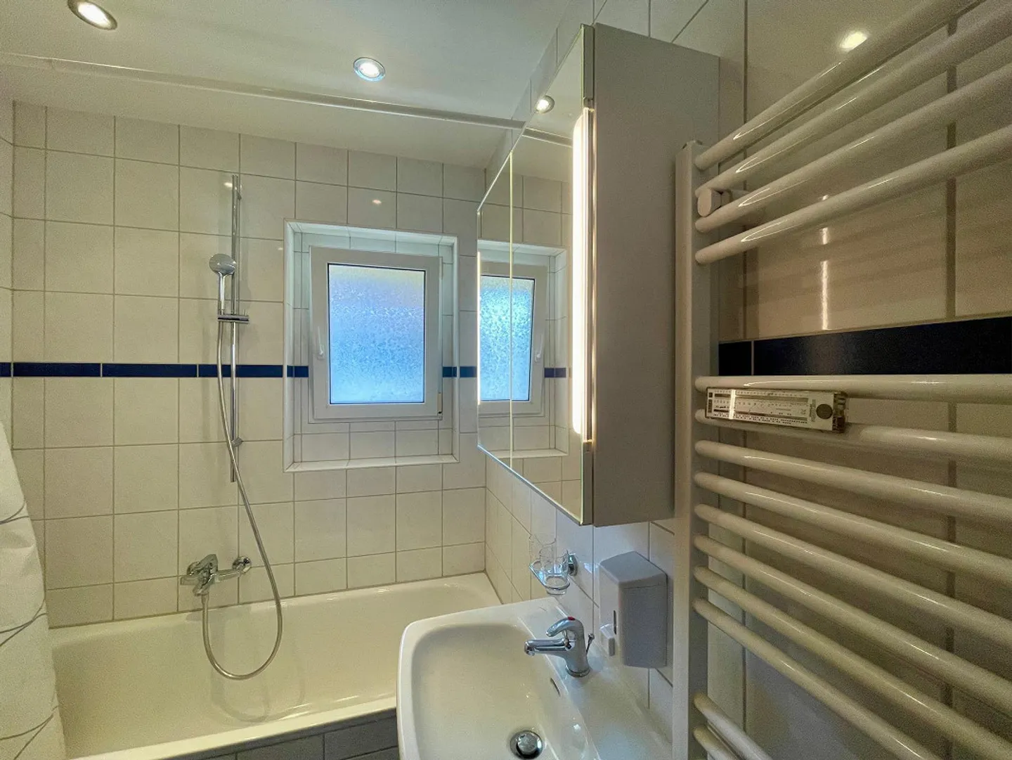 Appartamento arredato di 2,5 stanze nel quartiere Breite - Foto 6 di 8