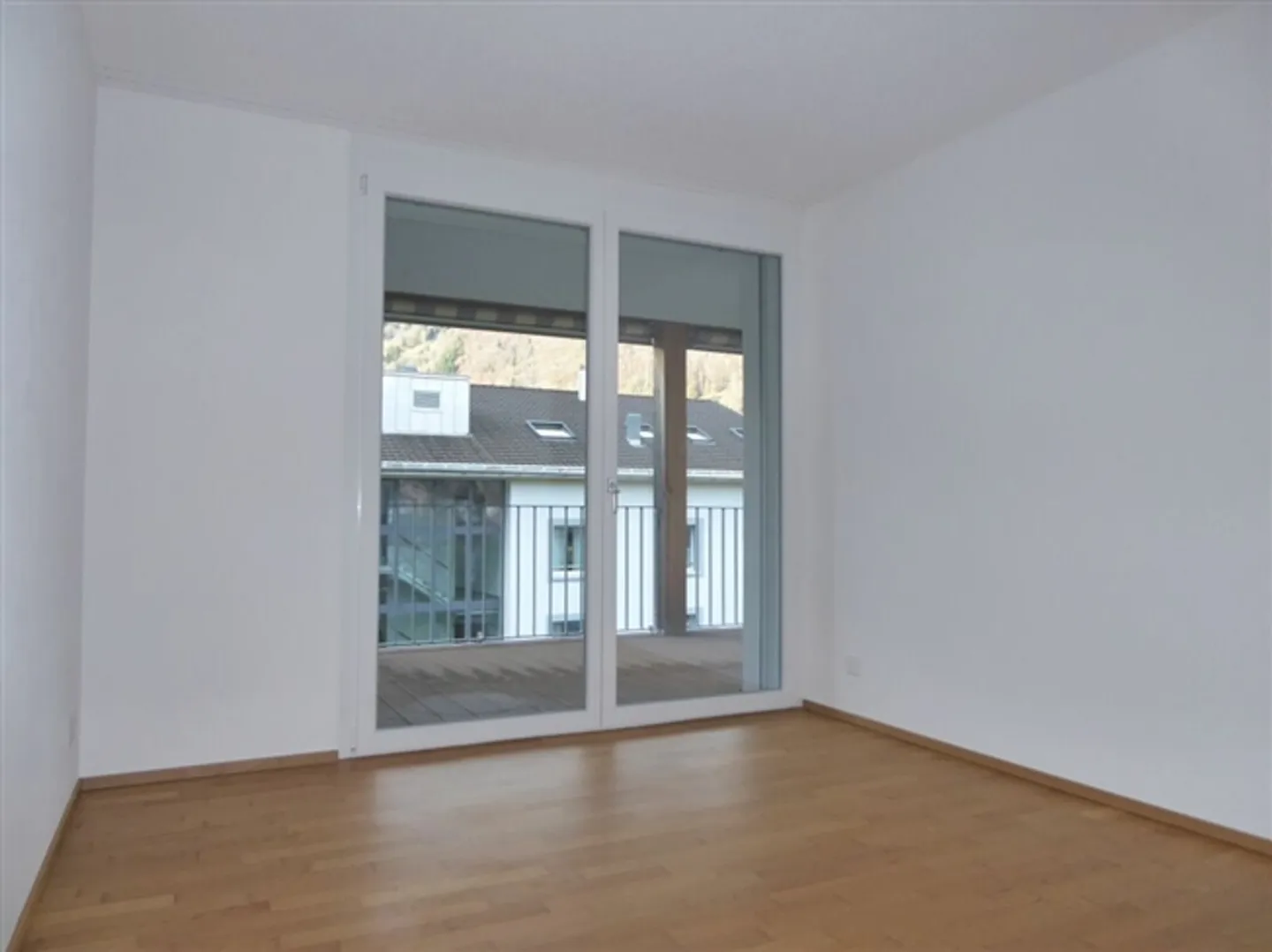 modern 4 1/2-room apartment with large balcony - Photo 18 of 19