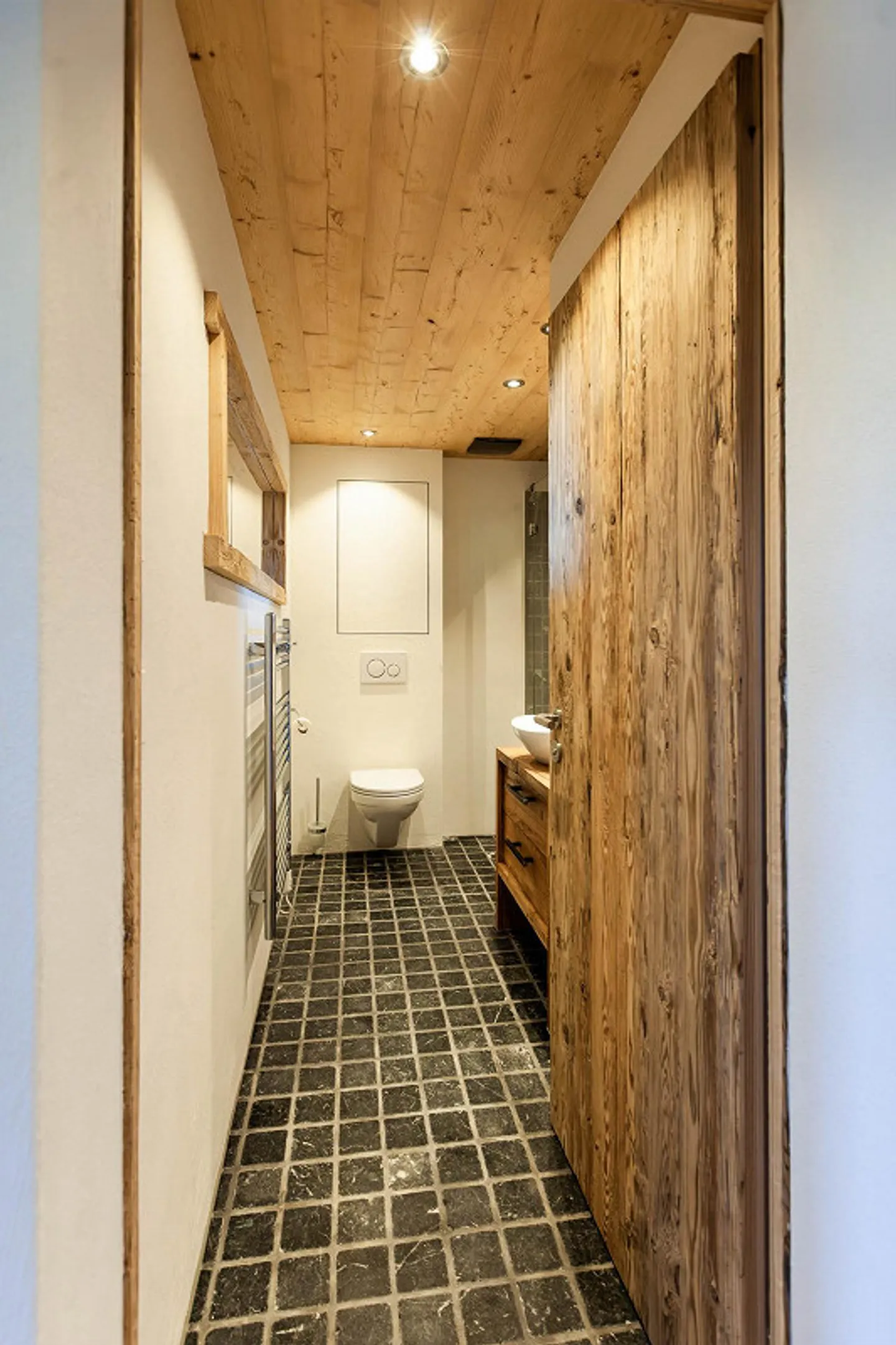 Magnifique CHALET ALPIN au Maienberg - Photo 6 sur 9