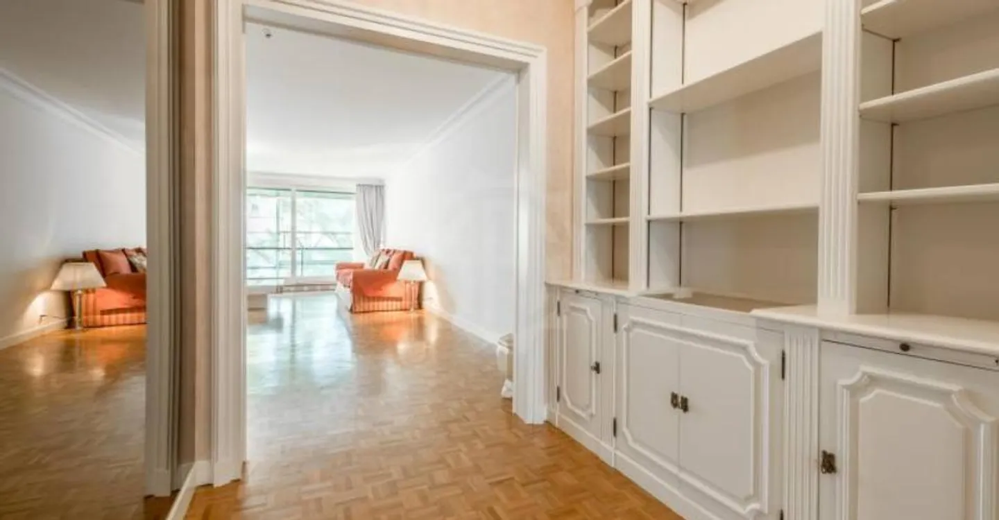 8-Zimmer-Wohnung - Foto 1 von 11