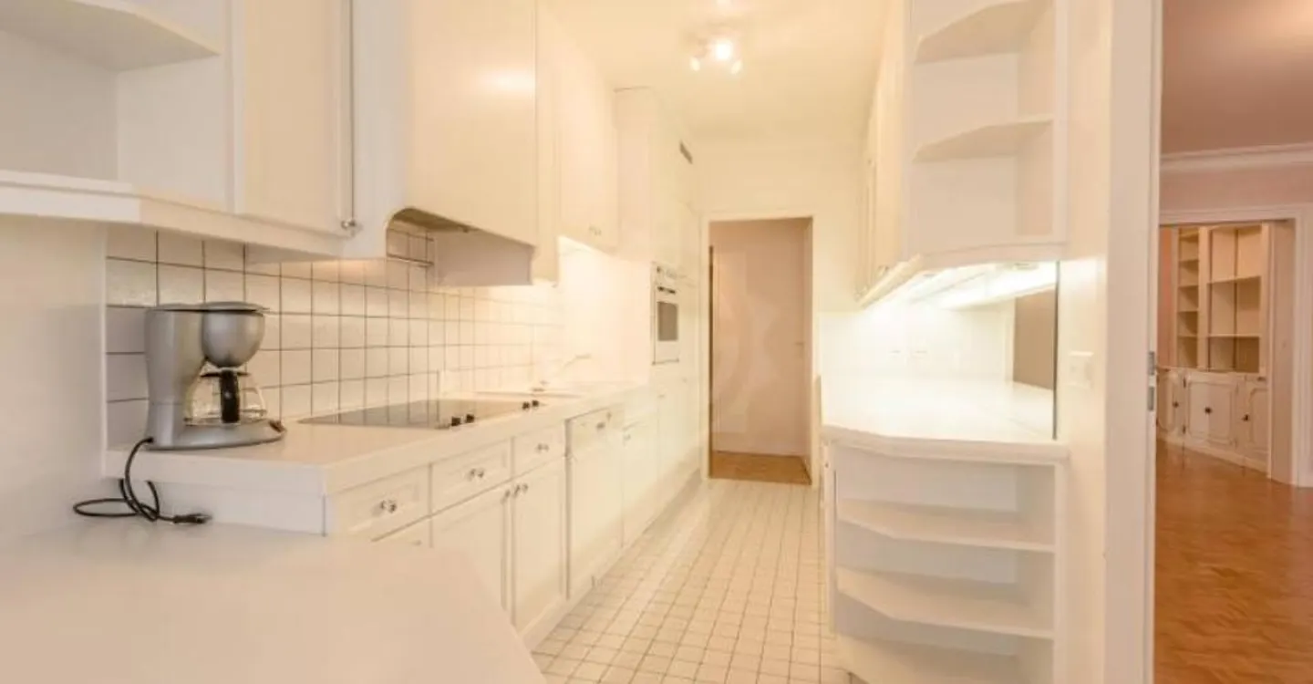 8-Zimmer-Wohnung - Foto 4 von 11