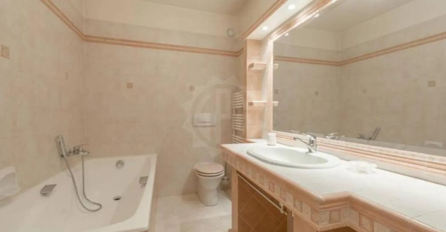 8-Zimmer-Wohnung - Foto 9 von 11