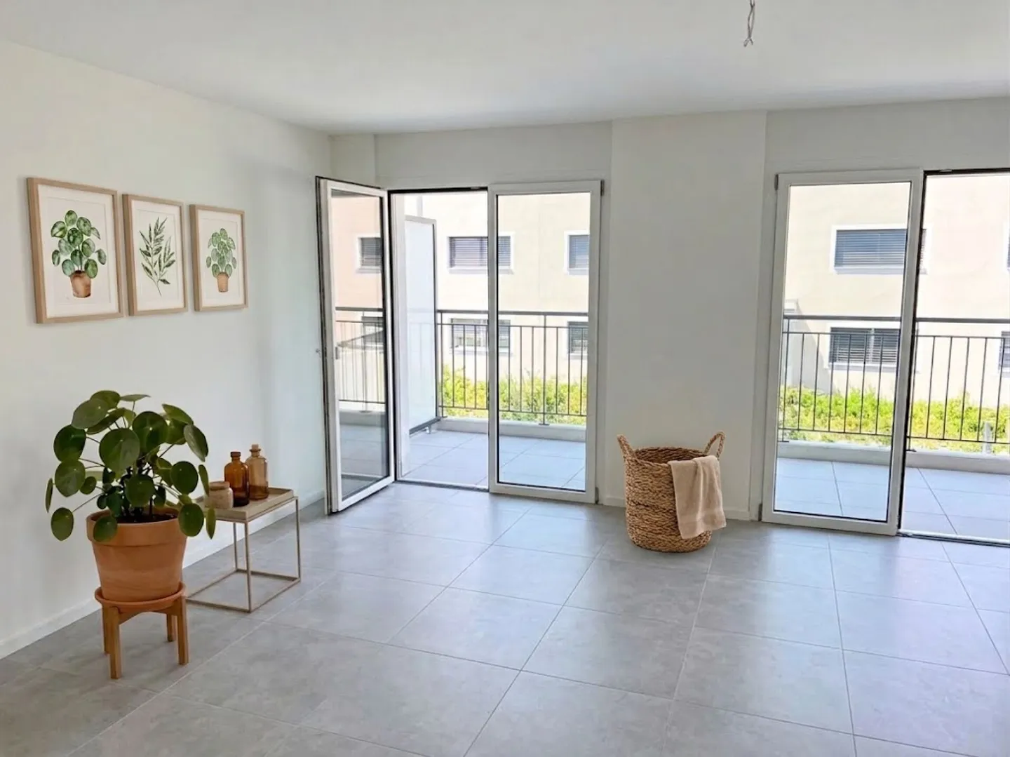 Modern 4.5-room apartment Au Milavy in Avenches - Photo 2 of 12