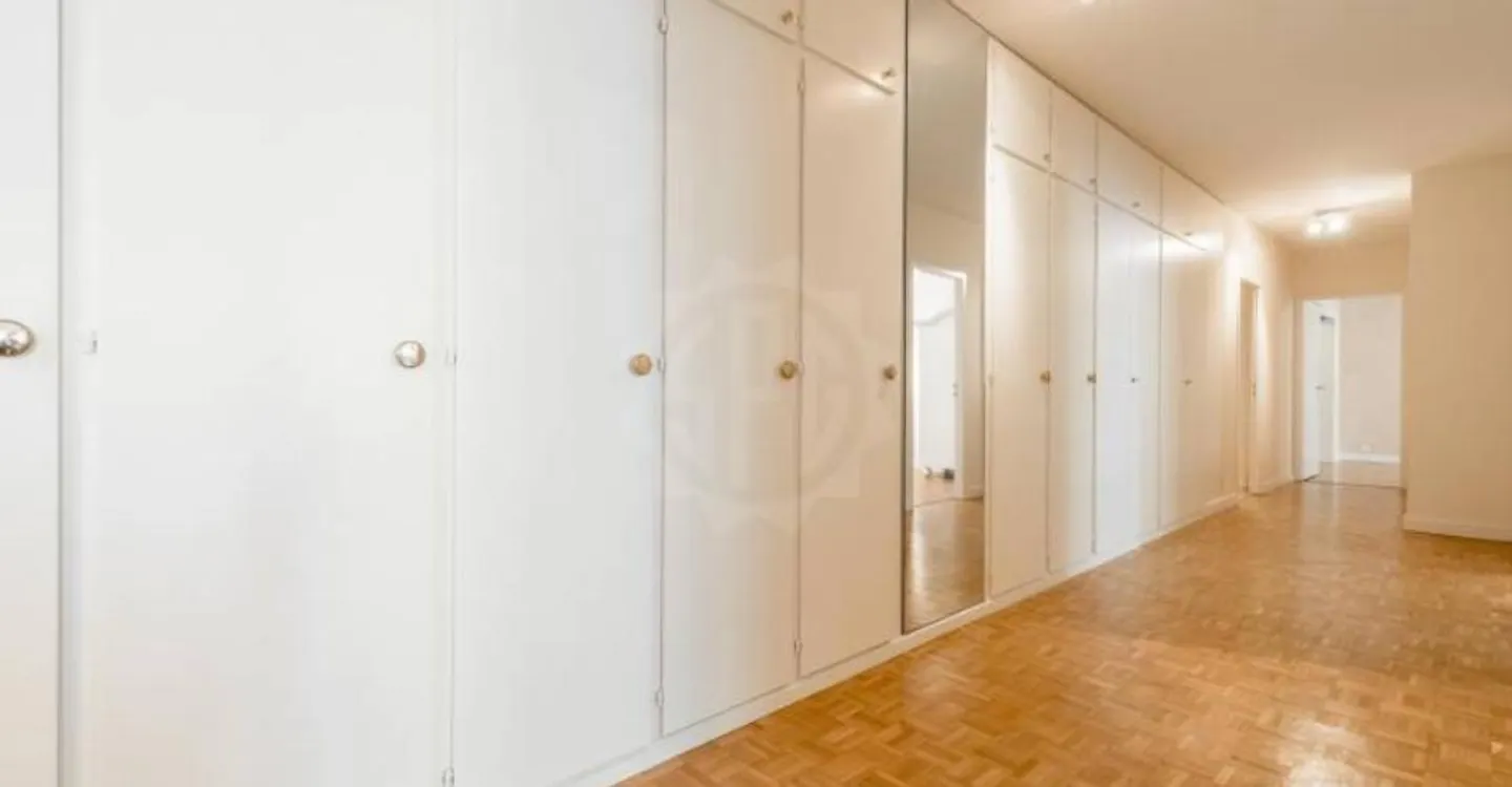 8-Zimmer-Wohnung - Foto 7 von 11